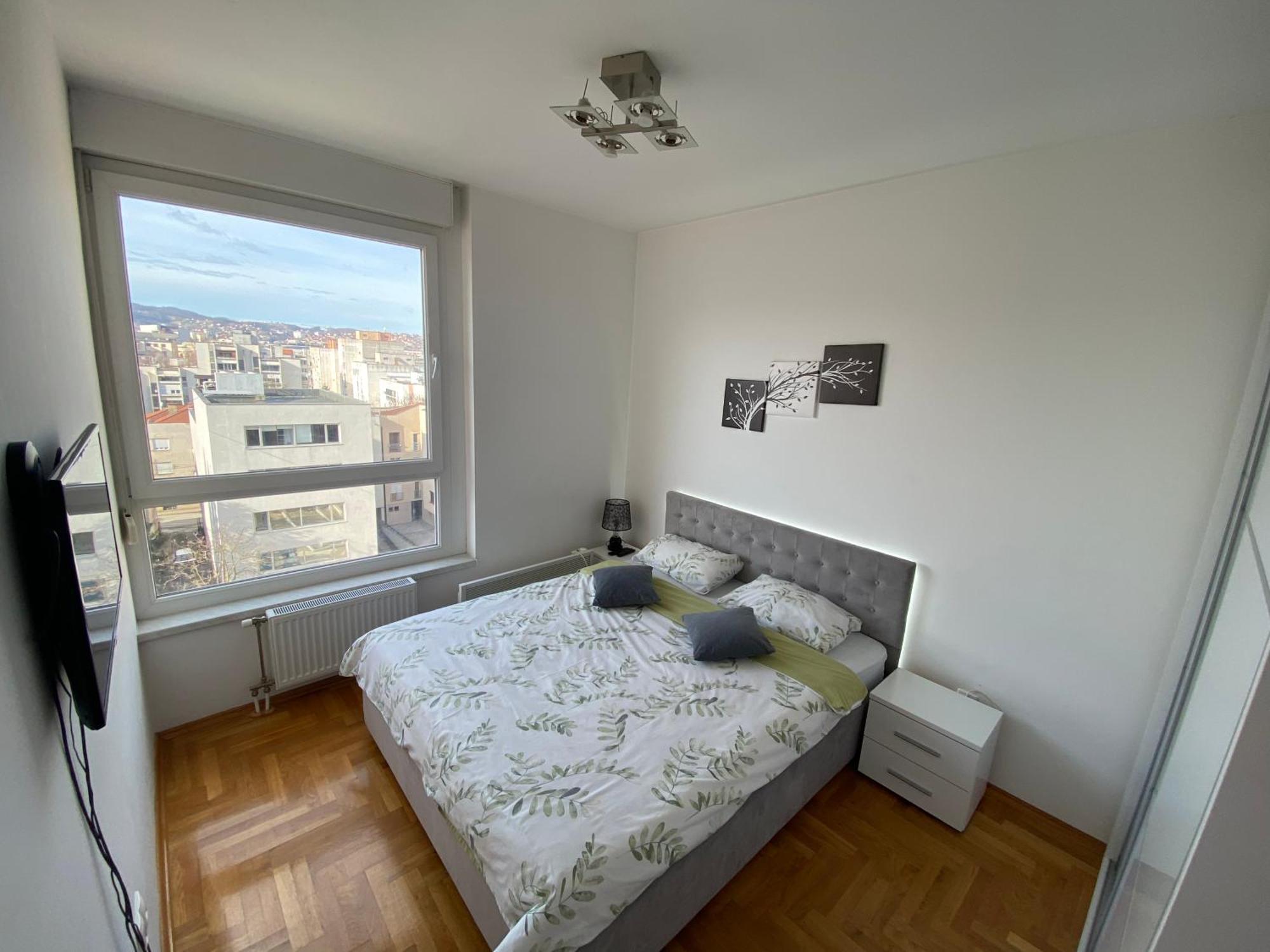Stan Na Dan Bella Apartment Banja Luka Exterior foto